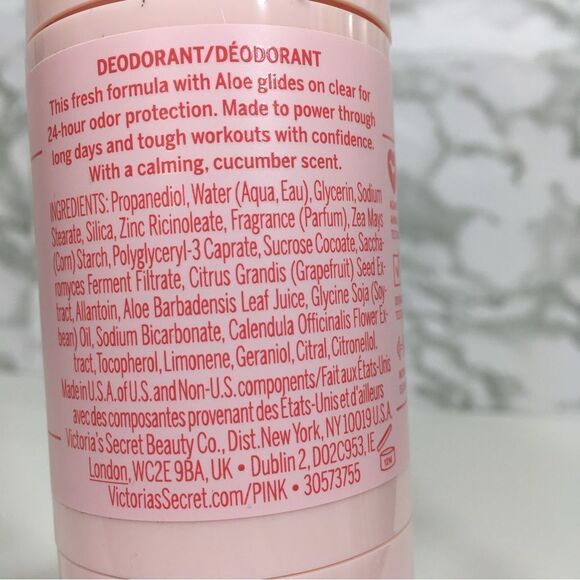 2 VS PINK SEAMLESS DEODORANT WITH ALOE WITH OUT ALUMINUM CUCUMBER SCENT NWT - Picture 6 of 7